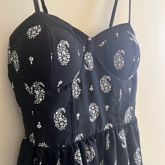 Band of Gypsies dress - Picture 3 of 9